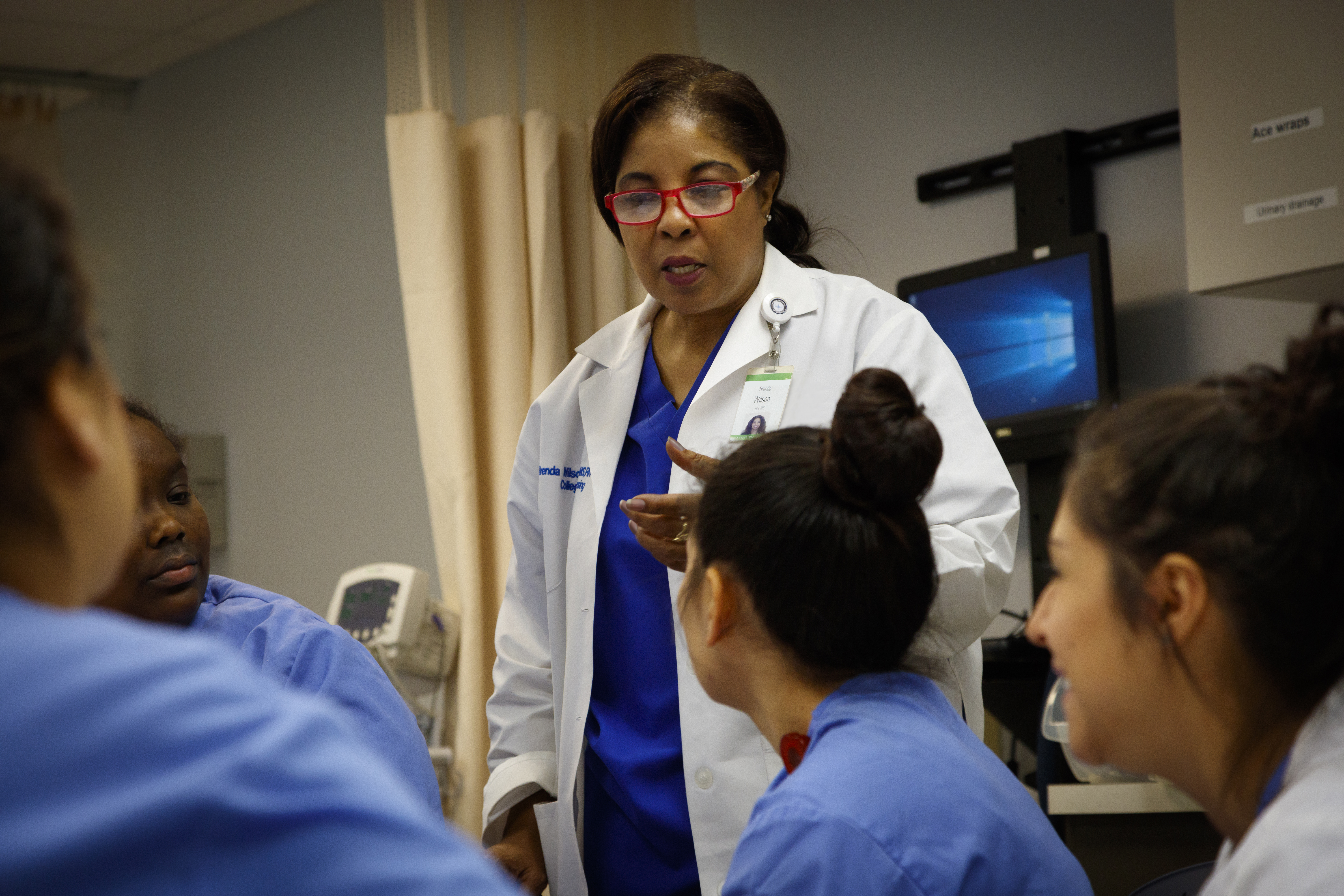 nurse educator teaching